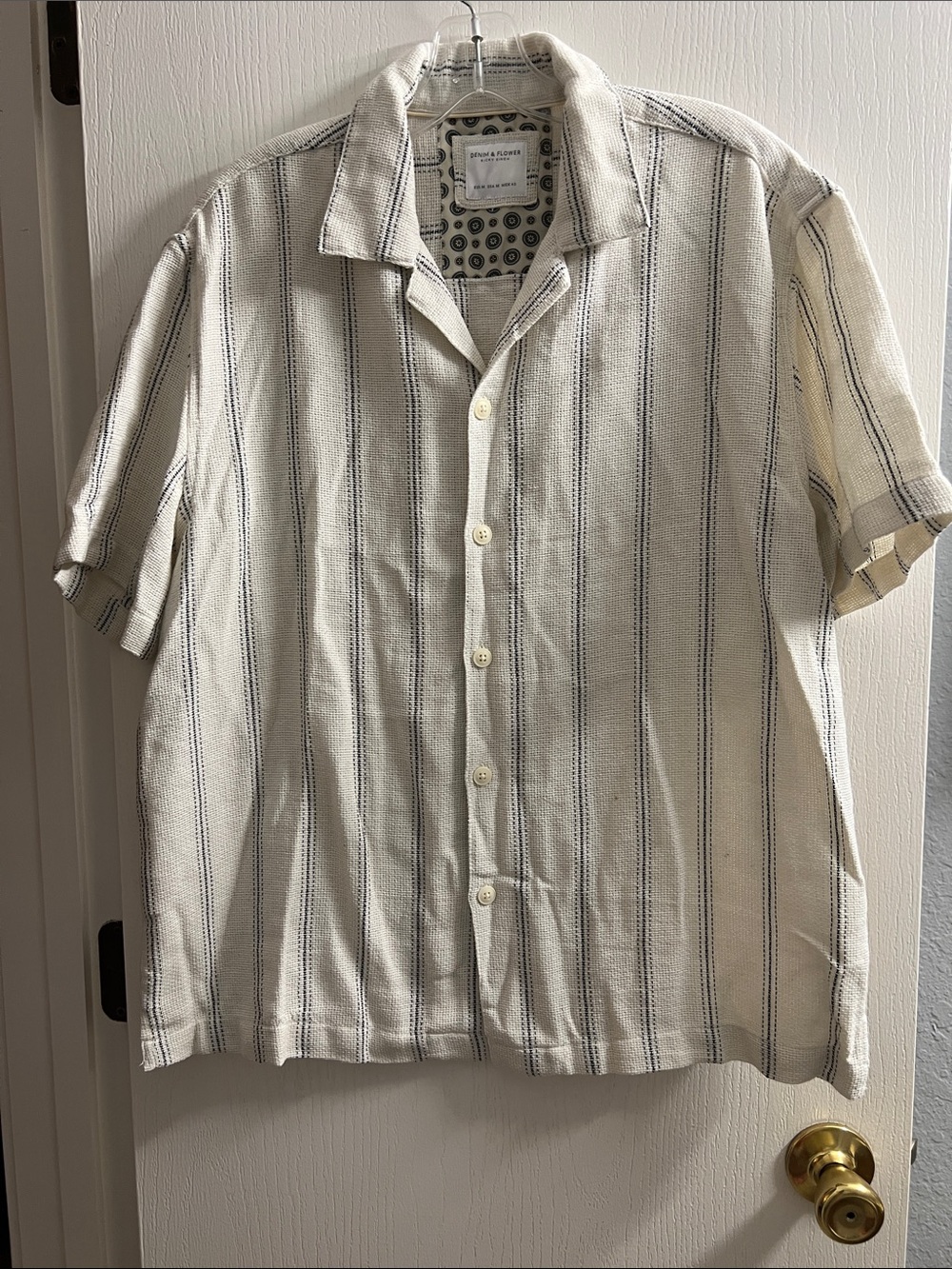 Denim & Flower Cream Short-Sleeve Striped Button-Down Shirt